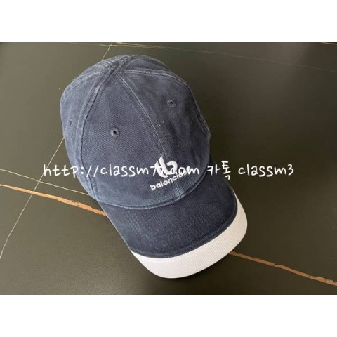 발렌시아가 22 한정판 볼캡 모자 D55