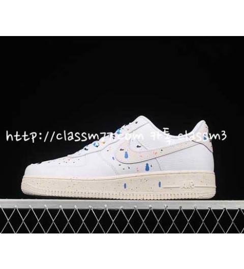 나이키 22 한정판 Air Force 1'07 CZ0339-100 남여공용 신발 B555