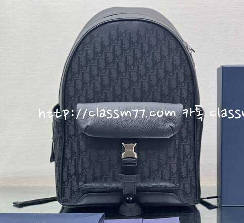 디올 22 한정판 Explorer 1ESBA012 백팩 C449