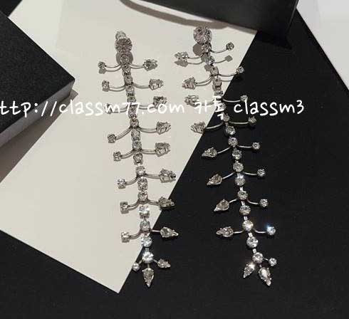 생로랑 23 한정판 귀걸이 D413