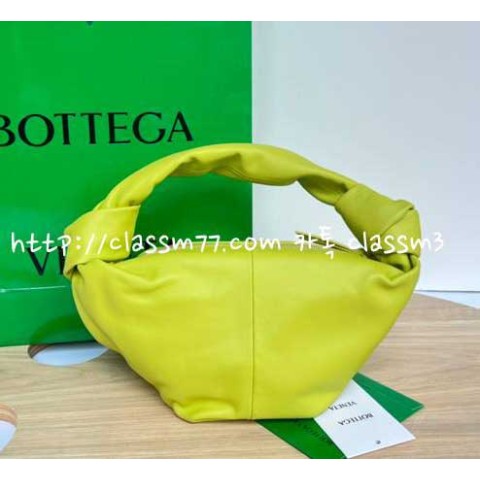 보테가베네타 23 한정판 629635 소가죽 카프스킨 가방 C652