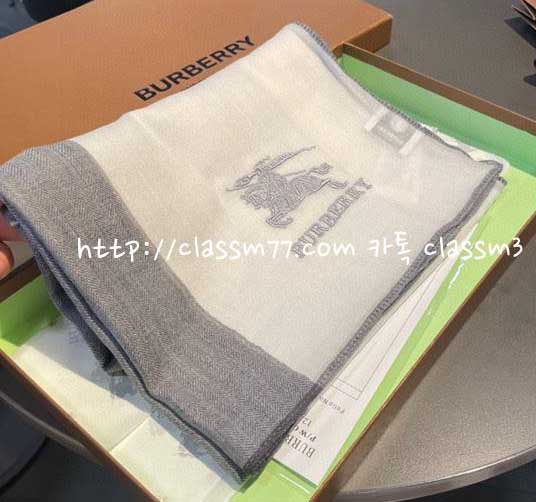 버버리 23 한정판 양털 목도리 D466