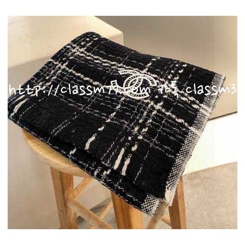 샤넬 23 한정판 양털 목도리 D476