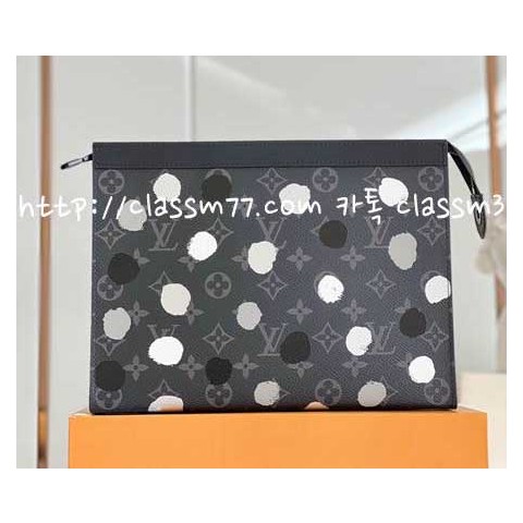 루이비통 23 한정판 Pochette Voyage M81934 클러치백 가방 C727