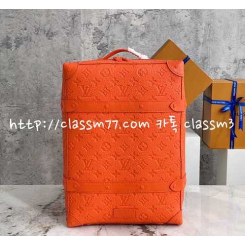 루이비통 23 한정판 Soft Trunk M44752 백팩 C741