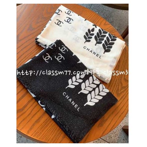 샤넬 23 한정판 여성 목도리 D503