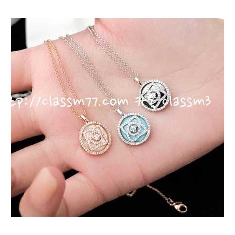 Enchanted 23 한정판 Lotus 목걸이 D523