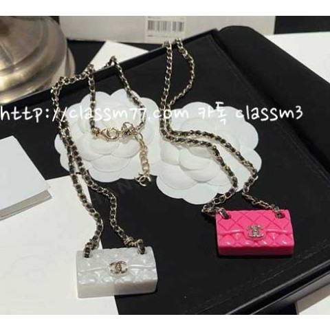 샤넬 23 한정판 목걸이 D528