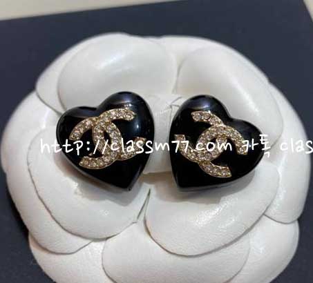 샤넬 23 한정판 귀걸이 D533