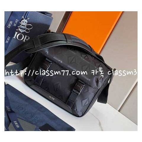 디올 23 한정판 Explorer 2ESWS 89019 크로스백 가방 C871