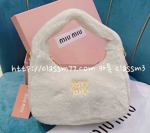 미우미우 23 한정판 가방 C913