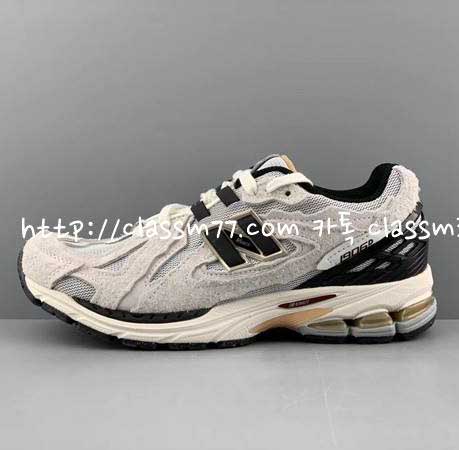 뉴발란스 23 한정판 1906R 남여공용 운동화 B854