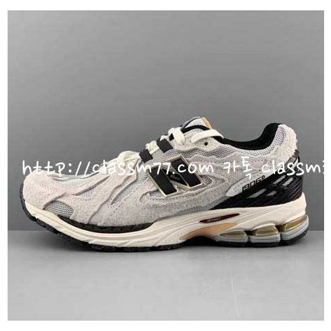 뉴발란스 23 한정판 1906R 남여공용 운동화 B854