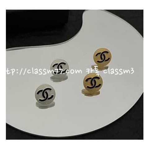 샤넬 23 한정판 귀걸이 D597