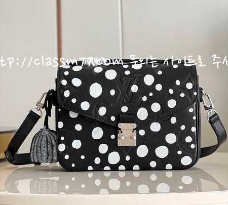 루이비통 23 한정판 LV x YK Pochette Metls M41487 M46409 소가죽 카프스킨 크로스백 가방 C1042