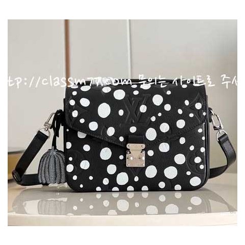 루이비통 23 한정판 LV x YK Pochette Metls M41487 M46409 소가죽 카프스킨 크로스백 가방 C1042