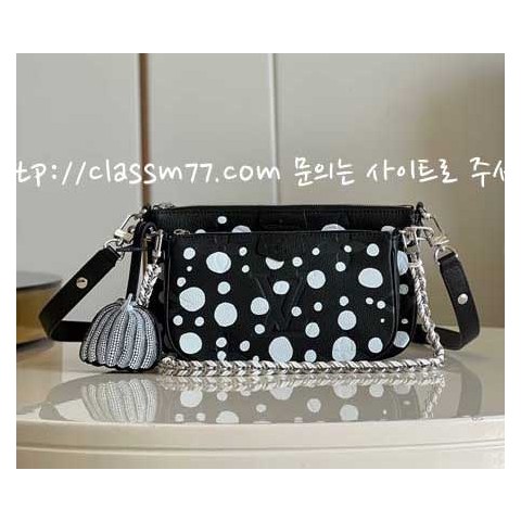 루이비통 23 한정판 LV x YK Multi Pochette Accessoires M80399 M46410 소가죽 카프스킨 크로스백 가방 C1044