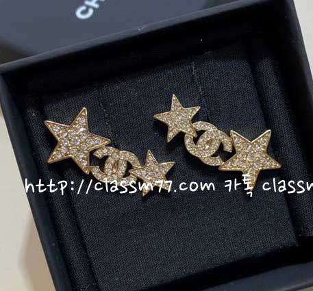 샤넬 23 한정판 귀걸이 D658