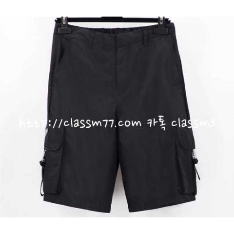 프라다 23 한정판 Re-Nylon 반바지 A3356