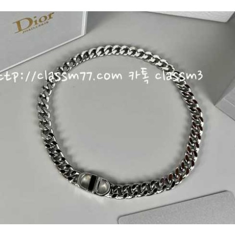 디올 23 한정판 목걸이 D709