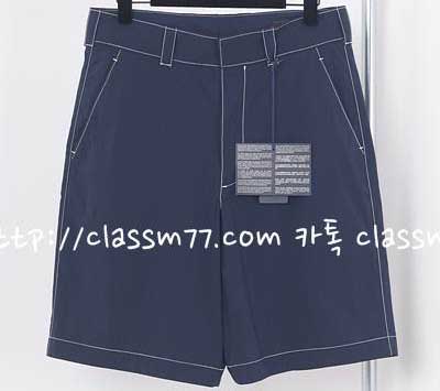 프라다 23 한정판 반바지 A4261