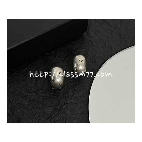 샤넬 23 한정판 귀걸이 D901