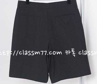 프라다 23 한정판 반바지 A4609