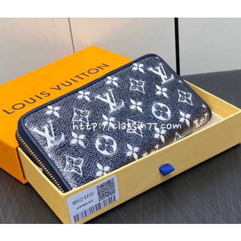 루이비통 23 한정판 Zippy Coin Perth M82468 장지갑 E293