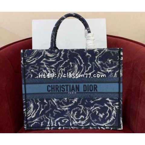 디올 23 한정판 Book Tote 가방 C1875