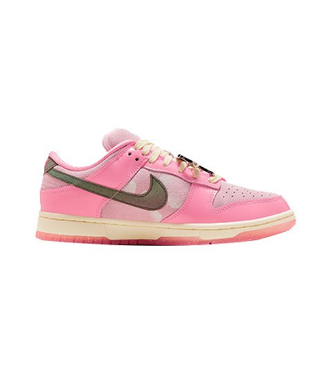 [NIKE] 나이키 23 한정판 덩크 로우 바비 FN8927-621 운돟화 B1596