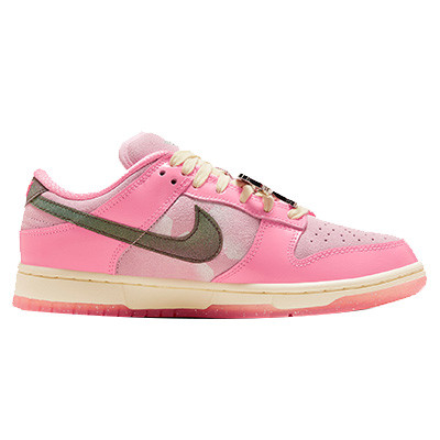 [NIKE] 나이키 23 한정판 덩크 로우 바비 FN8927-621 운돟화 B1596