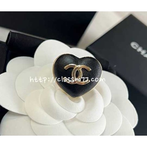 샤넬 23 한정판 브로치 D1052