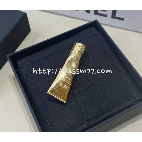 샤넬 23 한정판 브로치 D1053