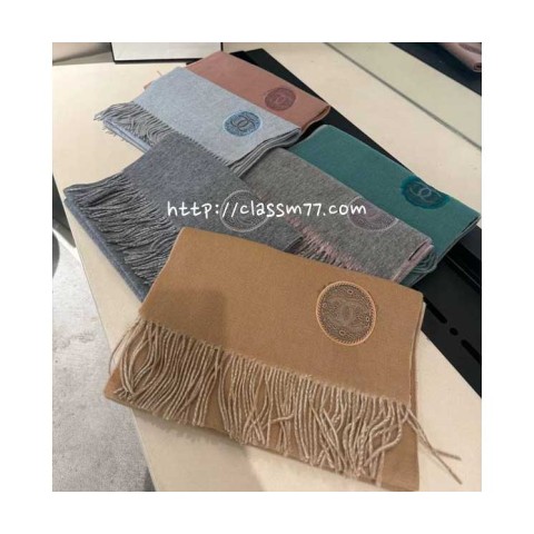 샤넬 24 한정판 양면 양털 목도리 D1182