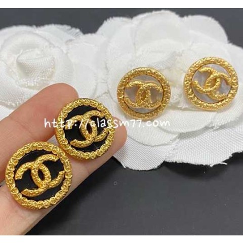 샤넬 24 한정판 귀걸이 D1259