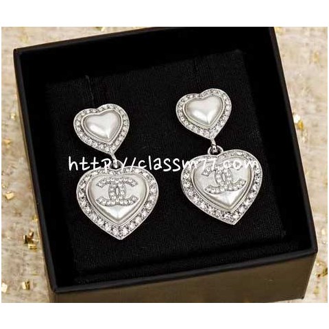 샤넬 24 한정판 귀걸이 D1265