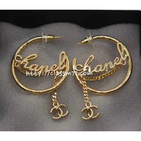 샤넬 24 한정판 귀걸이 D1282