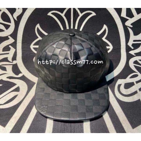 루이비통 24 한정판 소가죽 카프스킨 스냅백 모자 D1518