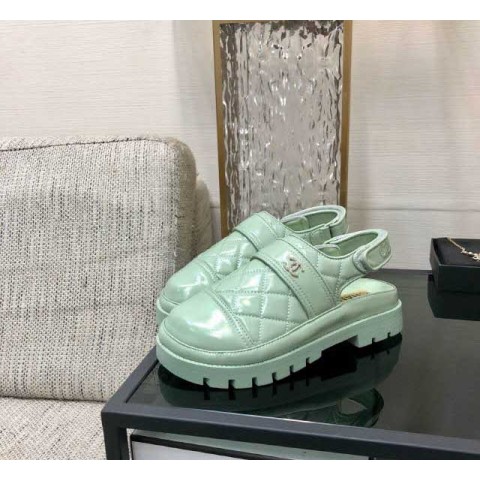 샤넬 24 한정판 여성 샌들 B1815