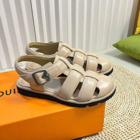 루이비통 24 한정판 여성 샌들 B1949