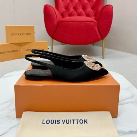 루이비통 24 한정판 여성 신발 B1978