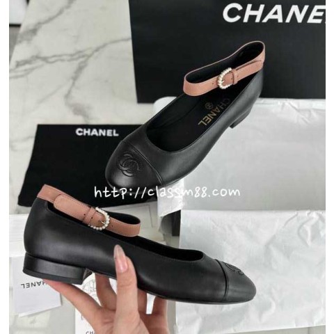 샤넬 24 한정판 여성 신발 B2113