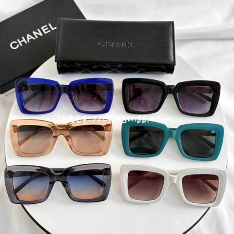 샤넬 24 한정판 CH8203 선글라스 G455