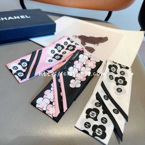 샤넬 24 한정판 트윌리 스카프 D1792