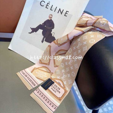 루이비통 24 한정판 트윌리 스카프 D1794