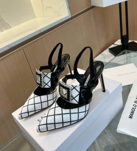 MANOLO BLAHNIK 24 한정판 9cm 여성 하이힐 B2131