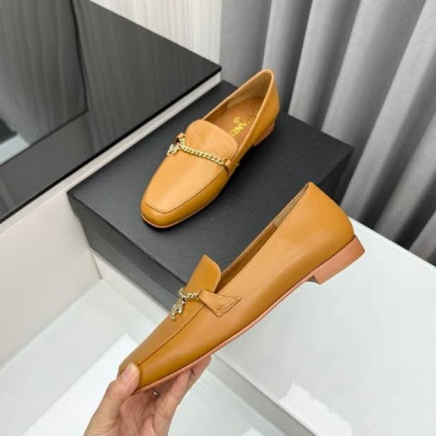 샤넬 24 한정판 여성 신발 B2224