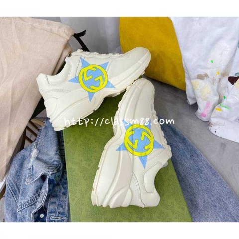 구찌 24 한정판 남여공용 소가죽 카프스킨 라이톤 운동화 B2245