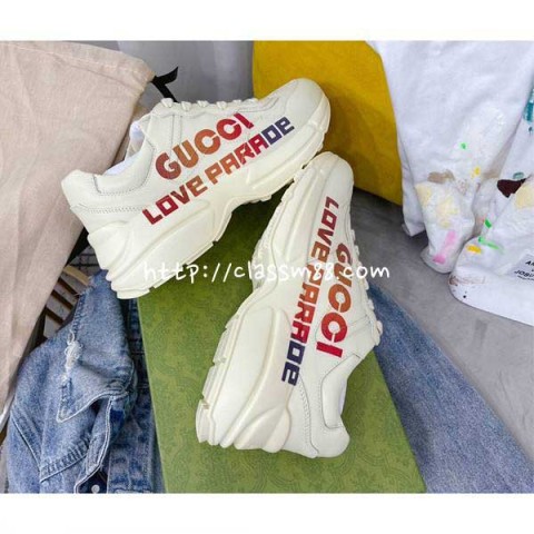 구찌 24 한정판 남여공용 소가죽 카프스킨 라이톤 운동화 B2247