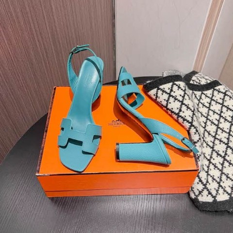 에르메스 24 한정판 9.5cm 여성 하이힐 B2293